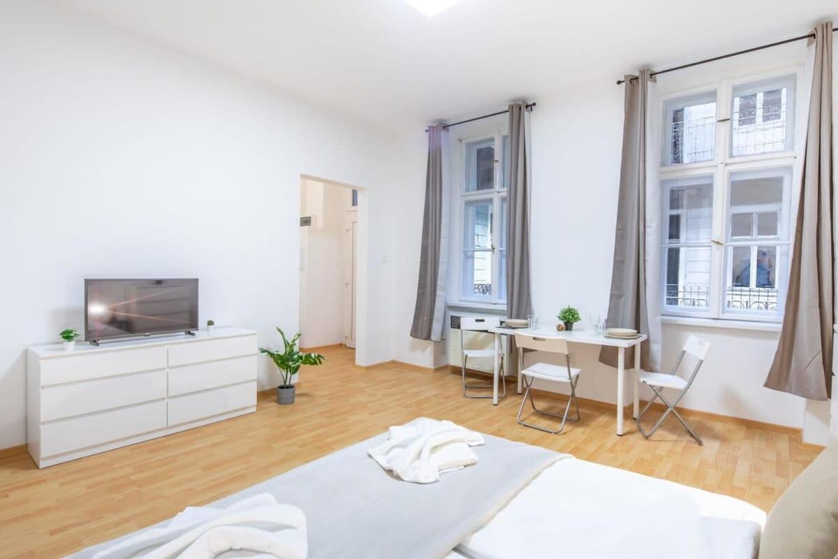 Very Central Convenient Flat بودابست المظهر الخارجي الصورة